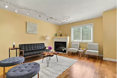 139 Captain Eames Cir #139, Ashland, MA 01721 - Photo 6