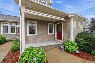 517 Ideal Ln, Ludlow, MA 01056 - Photo 2