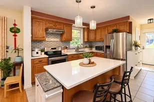 10 Watch St, Leicester, MA 01542 - Photo 4