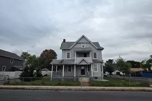 246 Walnut St, Springfield, MA 01105 - Photo 1