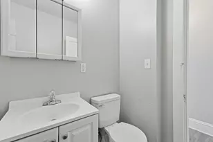 35-37 Acorn St, Springfield, MA 01109 - Photo 26