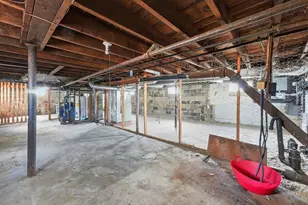 35-37 Acorn St, Springfield, MA 01109 - Photo 34