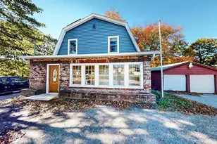146 Old Rd, Dracut, MA 01826 - Photo 2