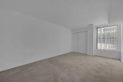 12 Shrewsbury Green Dr #C, Shrewsbury, MA 01545 - Photo 12
