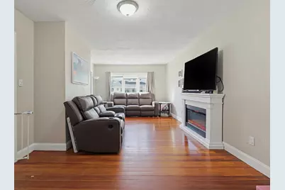 116 Gladstone St, Brockton, MA 02302 - Photo 10