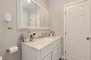 116 Gladstone St, Brockton, MA 02302 - Photo 12
