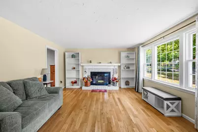 4 Charlotte Dr, Plymouth, MA 02360 - Photo 6