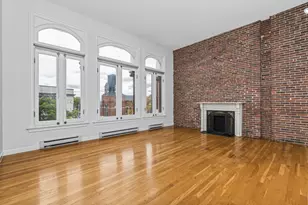 219 Central St, Lowell, MA 01852 - Photo 4