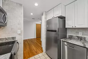 219 Central St, Lowell, MA 01852 - Photo 16