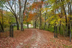 84 Elm St, Blackstone, MA 01504 - Photo 4