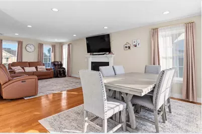 8 Lannister Ln, Seekonk, MA 02771 - Photo 8