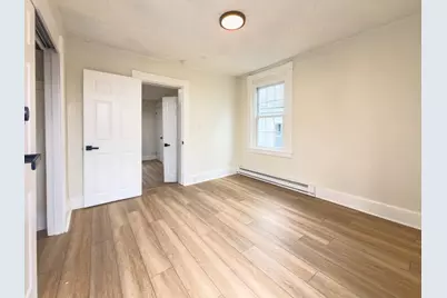 105 Chestnut St, Lowell, MA 01852 - Photo 12