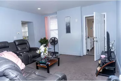 105 Chestnut St, Lowell, MA 01852 - Photo 26