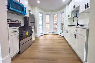 105 Chestnut St, Lowell, MA 01852 - Photo 4