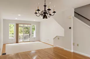 1005 Sherwood Forest Ln, Saugus, MA 01906 - Photo 4