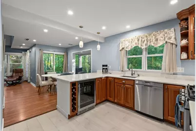 16 Holly Ct #16, Rockland, MA 02370 - Photo 6