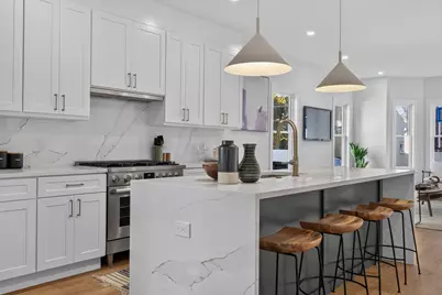 3 Fairlee St, Somerville, MA 02144 - Photo 2