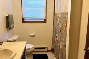 27 Tiffany Cir, Millbury, MA 01527 - Photo 8