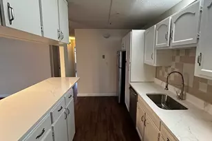 25 Skyline Dr, Braintree, MA 02184 - Photo 4