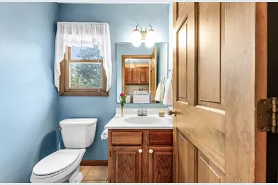 6 Townview Circle, East Longmeadow, MA 01028 - Photo 18