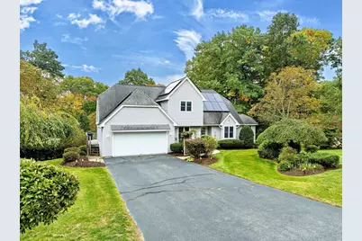 6 Townview Circle, East Longmeadow, MA 01028 - Photo 2