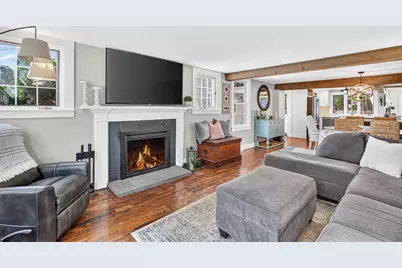 128 Bayridge Ln, Duxbury, MA 02332 - Photo 4