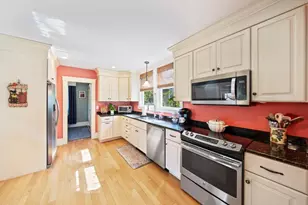 67 Summit Ave, Quincy, MA 02170 - Photo 14