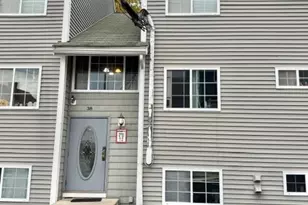 38 Walker St, Lowell, MA 01854 - Photo 2
