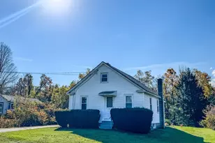 81 Maple St, Northfield, MA 01360 - Photo 2
