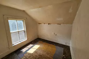 28 Carpenter St, Warren, MA 01083 - Photo 12