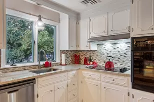 9 Randolph Rd, Stoneham, MA 02180 - Photo 10