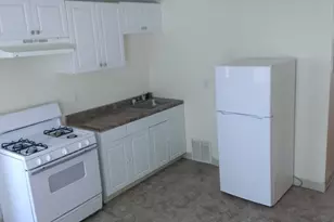 119 Wade St, Fall River, MA 02721 - Photo 4