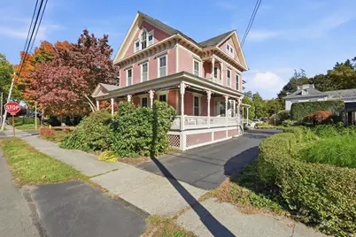 81 Franklin St, Greenfield, MA 01301 - Photo 2
