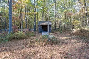 27 Grimes Rd, Hubbardston, MA 01452 - Photo 32