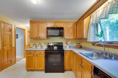 9 Beatty Ln, Easton, MA 02375 - Photo 16