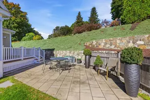 40 Winship Dr, Stoneham, MA 02180 - Photo 6