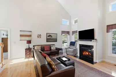 40 Winship Dr, Stoneham, MA 02180 - Photo 16