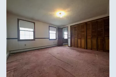 4 Upham St, Salem, MA 01970 - Photo 12