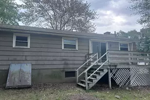 13 Lee Cir, Hudson, MA 01749 - Photo 10