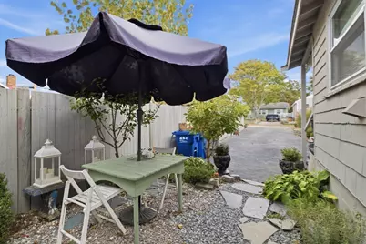 20 Fairbanks St, Wareham, MA 02571 - Photo 26