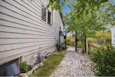 20 Fairbanks St, Wareham, MA 02571 - Photo 28