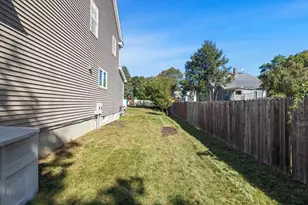 4 Childs St, Shrewsbury, MA 01545 - Photo 10