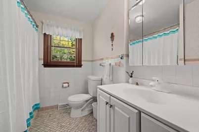 5 Bamberg Drive, Woburn, MA 01801 - Photo 16