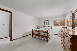 5 Bamberg Dr, Woburn, MA 01801 - Photo 18