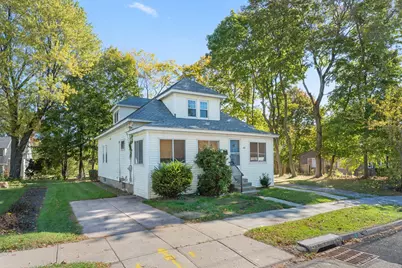 48 Beverly Rd, Worcester, MA 01605 - Photo 2