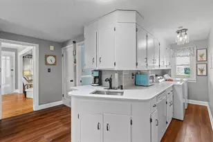 48 Beverly Rd, Worcester, MA 01605 - Photo 16