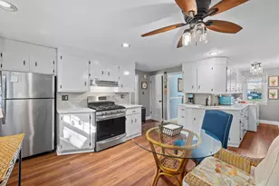 48 Beverly Rd, Worcester, MA 01605 - Photo 12