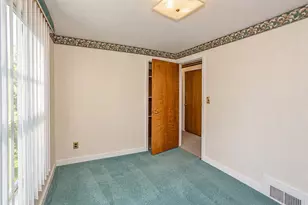 65 Ridgeway Dr, Agawam, MA 01030 - Photo 16