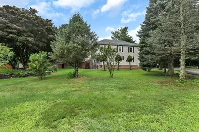 2 Clarendon St, Taunton, MA 02780 - Photo 6