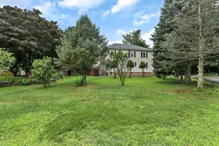 2 Clarendon St, Taunton, MA 02780 - Photo 6